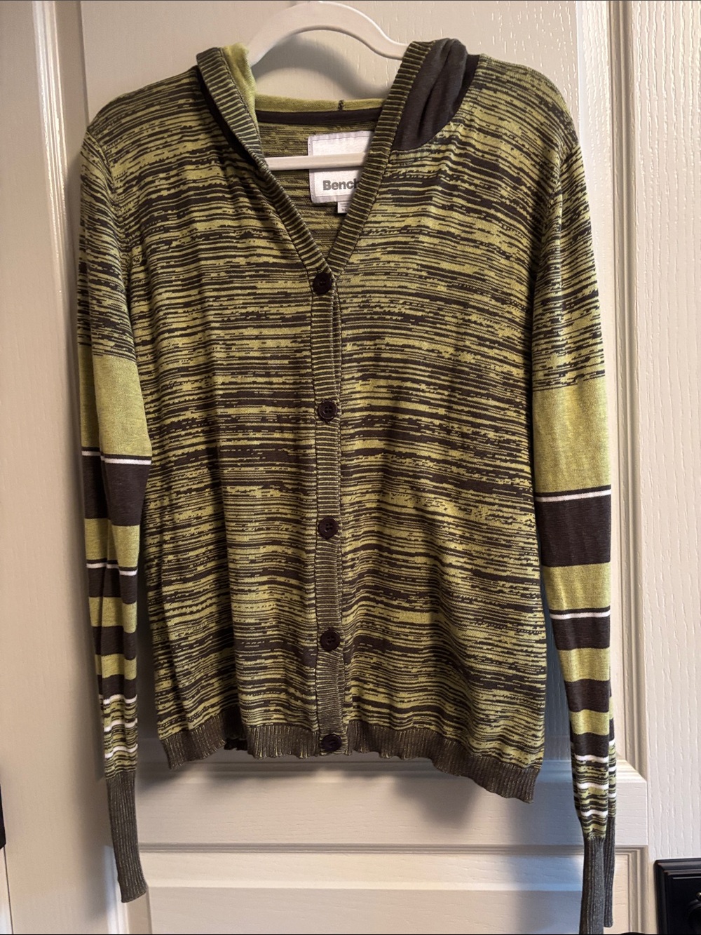 Bench light long sleeve sweater